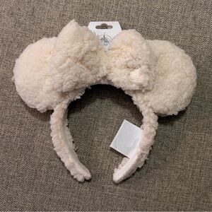 Disney Parks Sherpa Minnie Ears